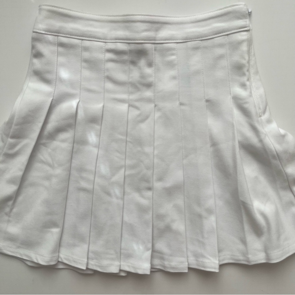 hollister white pleated skirt